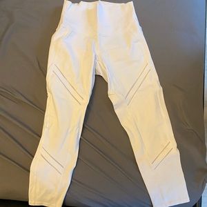 Alo white yoga leggings (3/4)